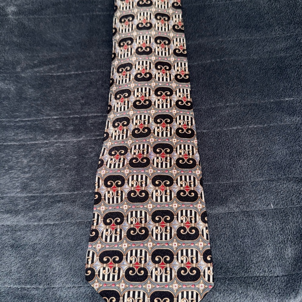 Vintage Metropolitan Museum of Art Black and Gold Men's Tie